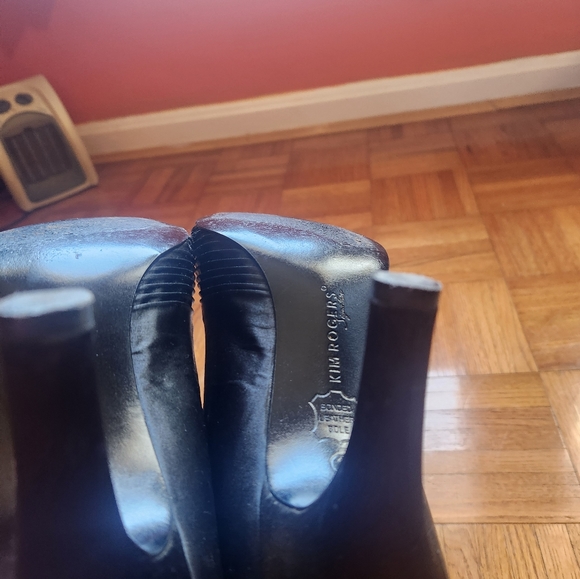 Size 11 satin black peep toe heels - Picture 8 of 8